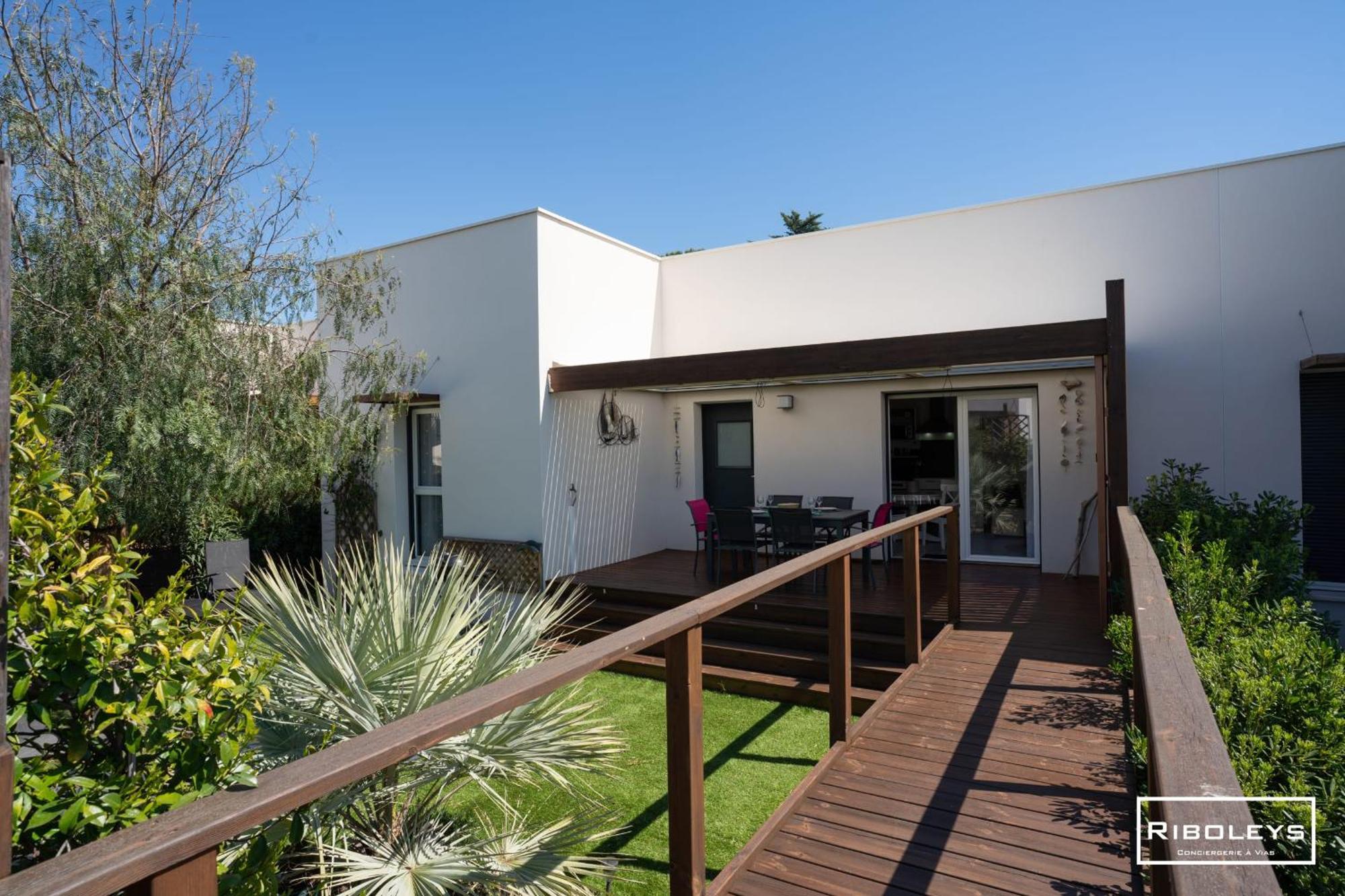 Villa T3 A 400m De La Avec Piscine